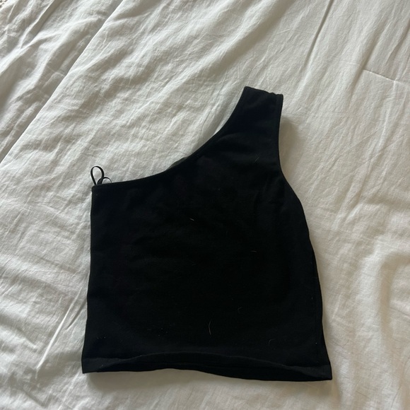 Brandy Melville one shoulder top - Picture 2 of 3